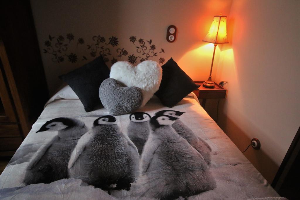 Os Tres Teixos Guest House San Acisclo Ngoại thất bức ảnh