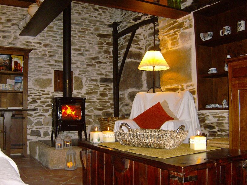 Os Tres Teixos Guest House San Acisclo Phòng bức ảnh